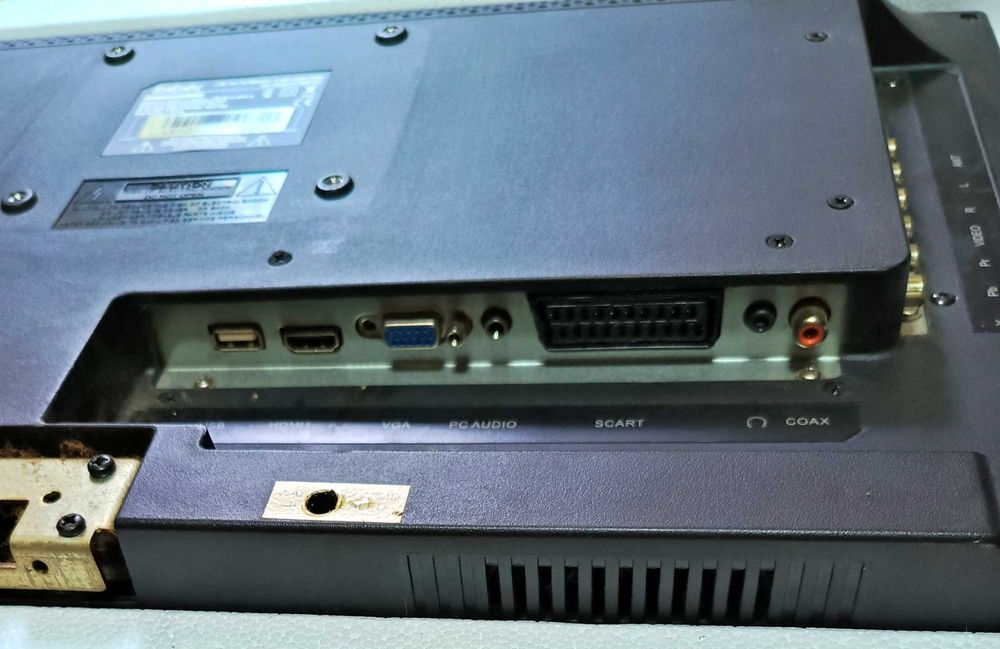 Телевизор BBK LEM2238F. Под ремонт. Проблемы в описании.