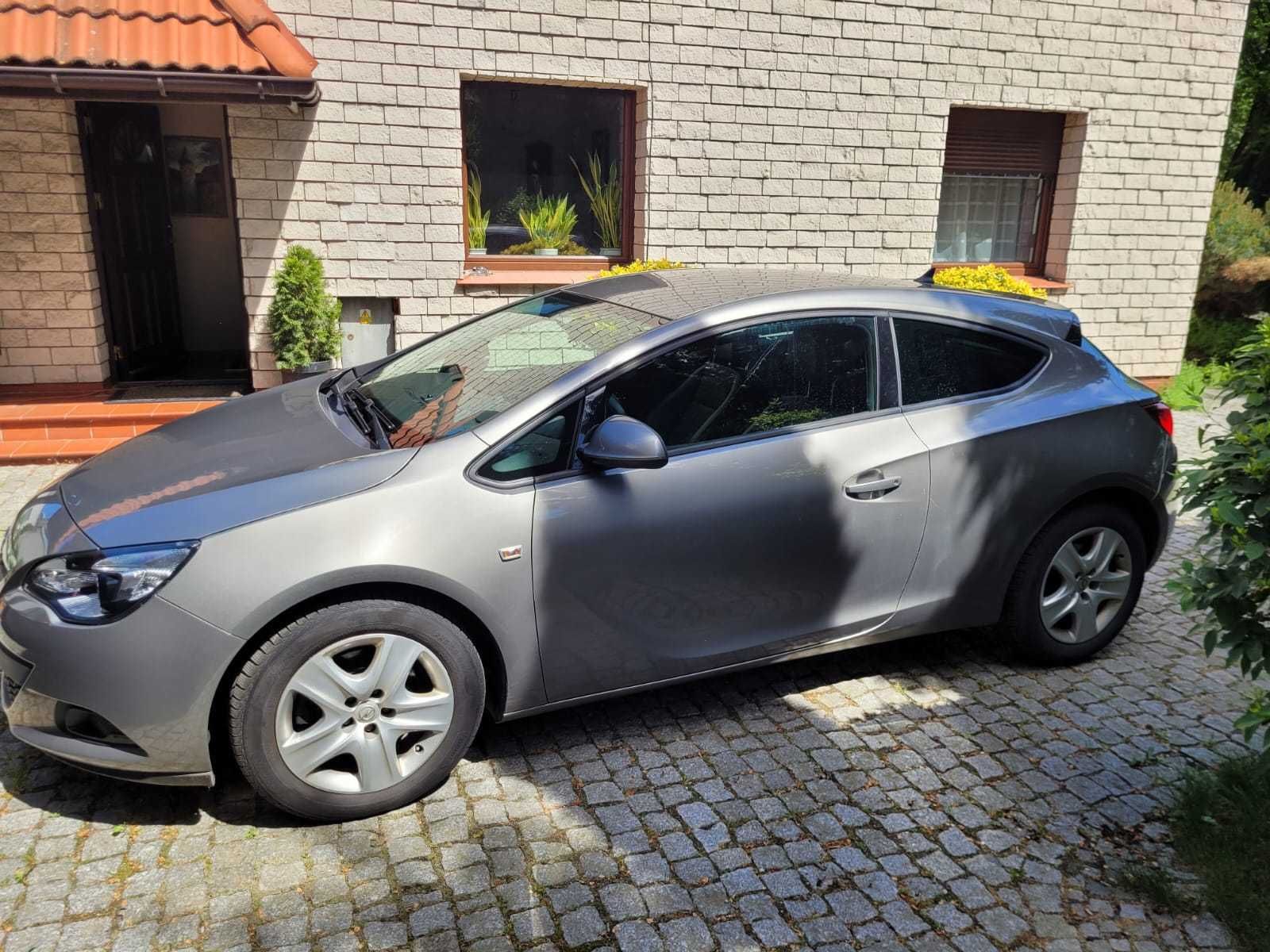 Opel Astra GTC 1,4