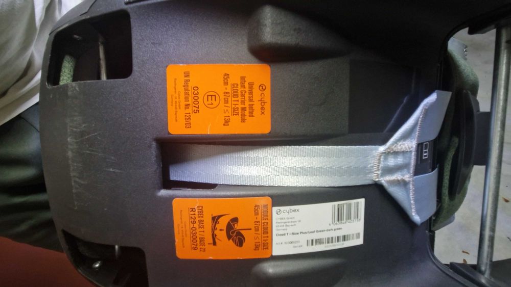 Ovo Cybex Cloud T I-Size Plus/leaf Green-Dark (como novo)