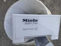 Máquina de lavar roupa miele