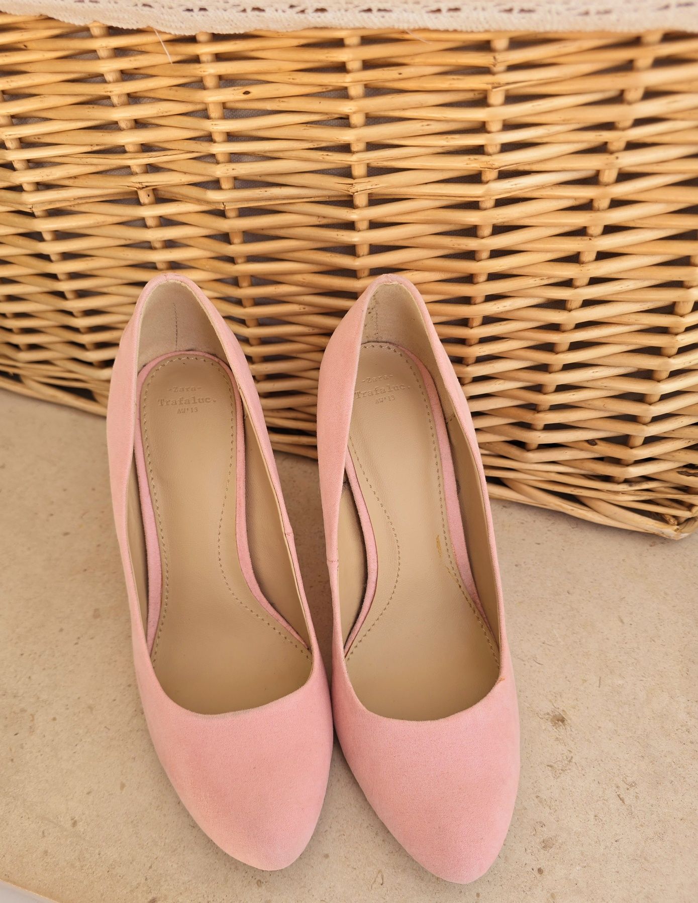Sapatos da zara rosa
