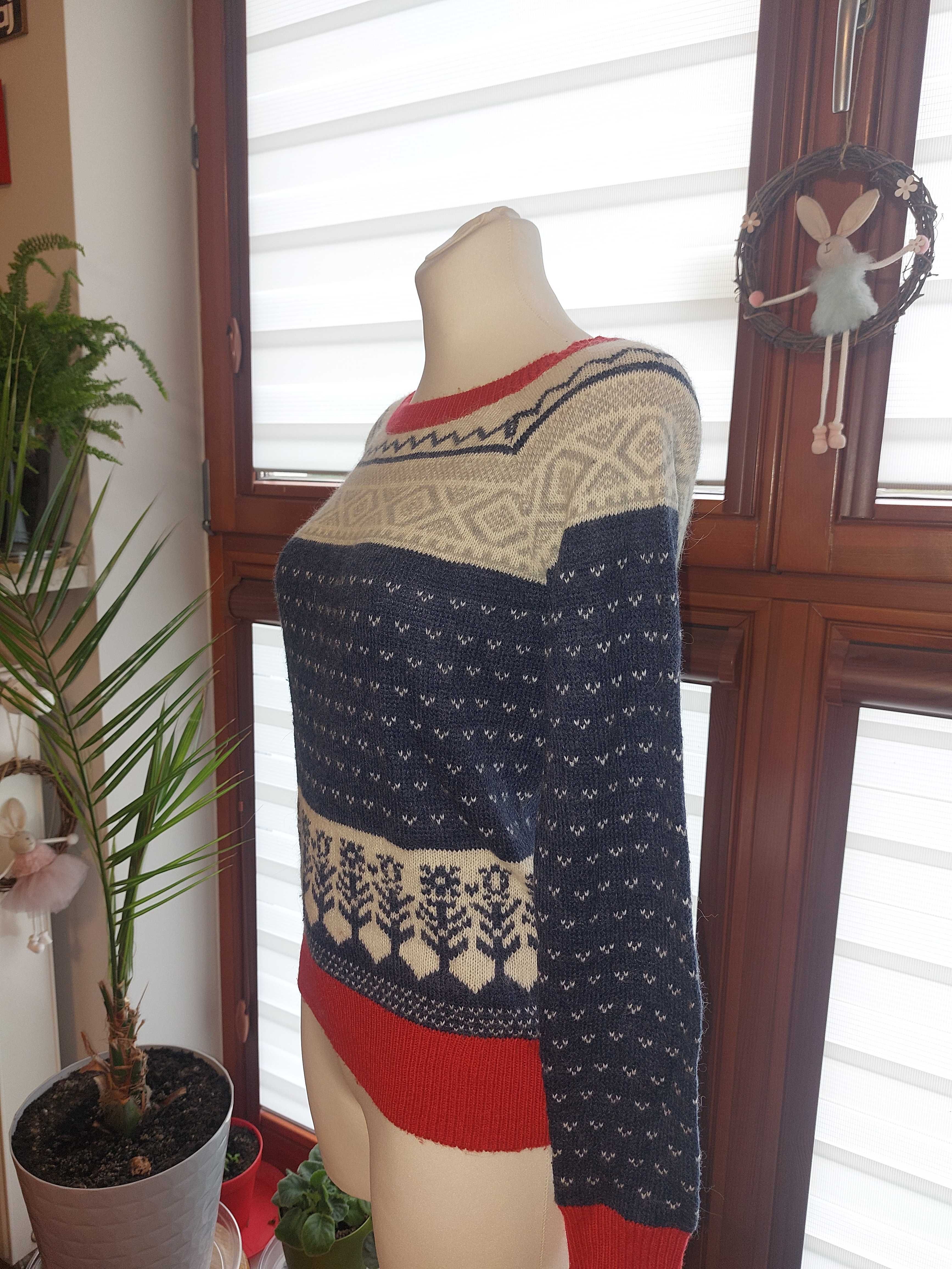 Sweter F&F w norweskie wzory przyjemny w dotyku, nie drapie, rozmiar M