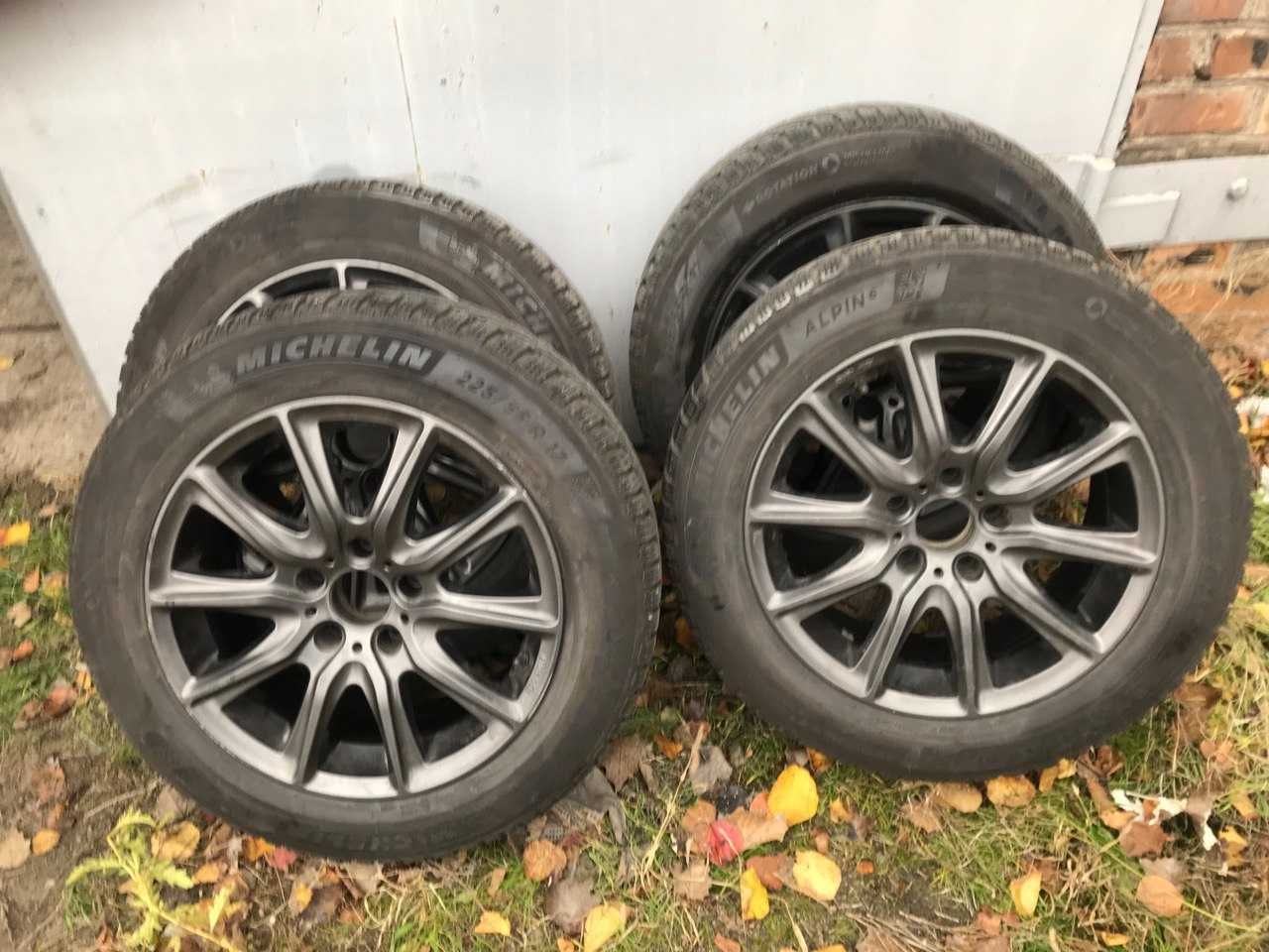 Колеса BMW 225/55/R17 8J 30ET 5x120