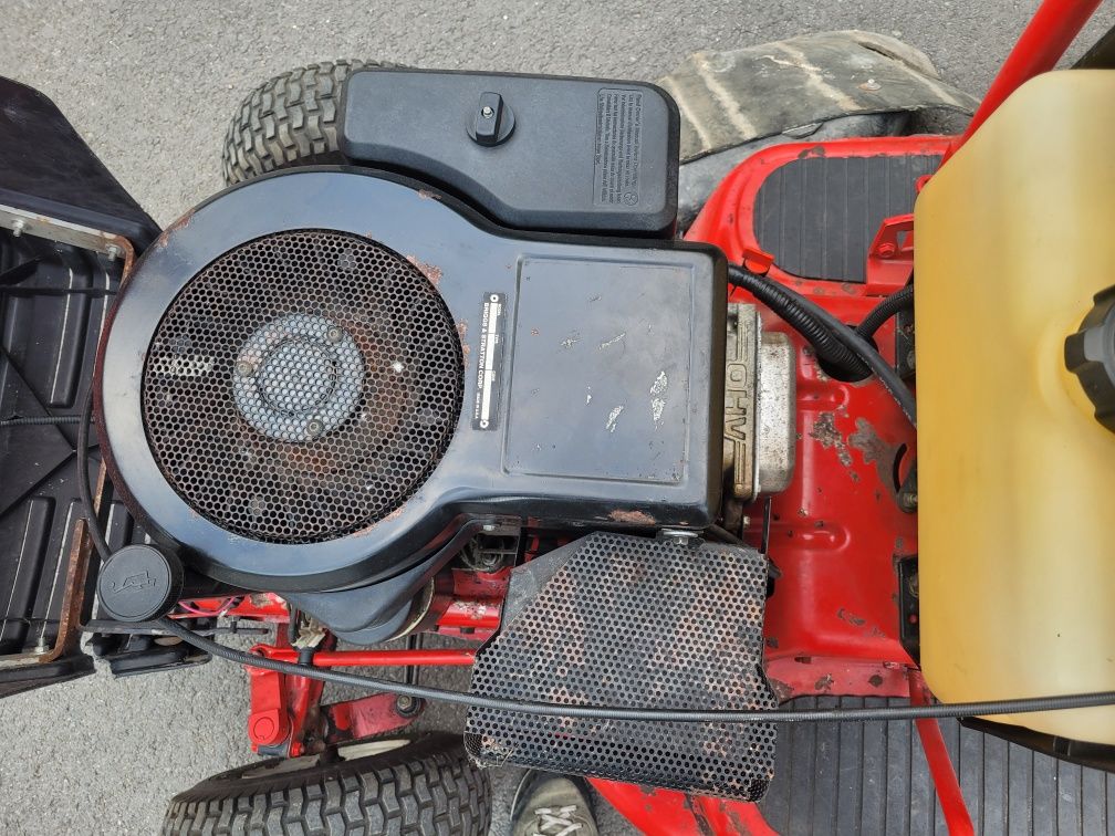 Traktorek Ogrodniczy Ogrodowy Kosiarka SNAPPER 13.5 Hp