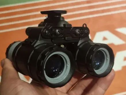 Componente Personalizado para Ocular TCNV B