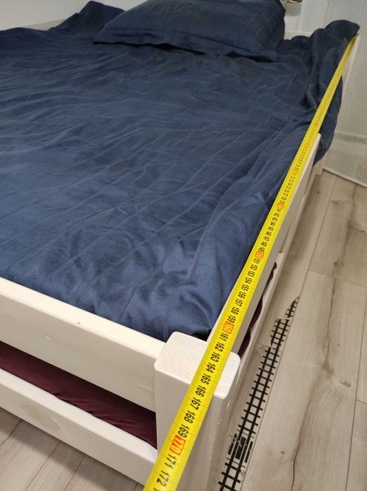 Łóżko z materacem 120x160