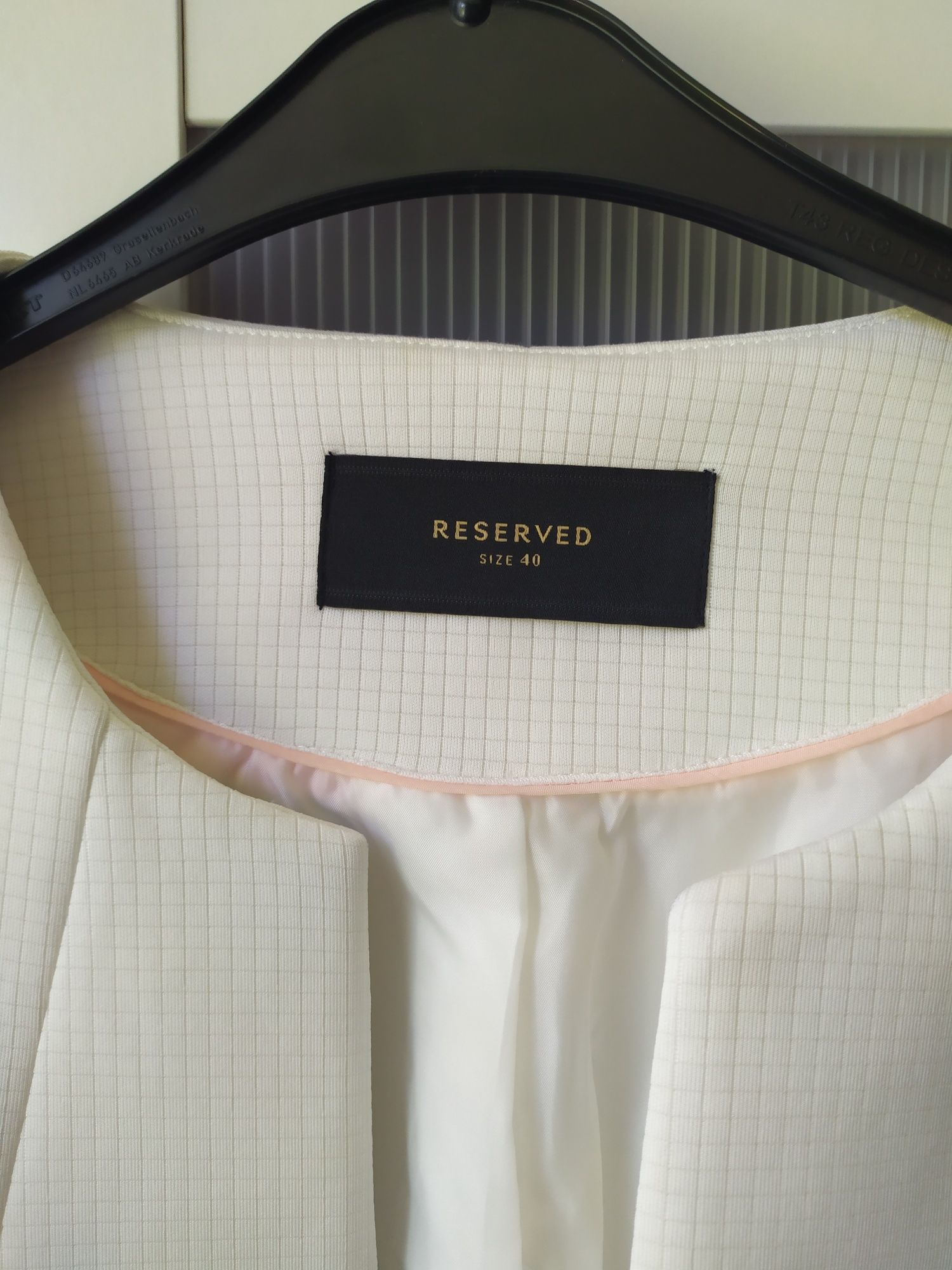 Reserved r.40 Reserved