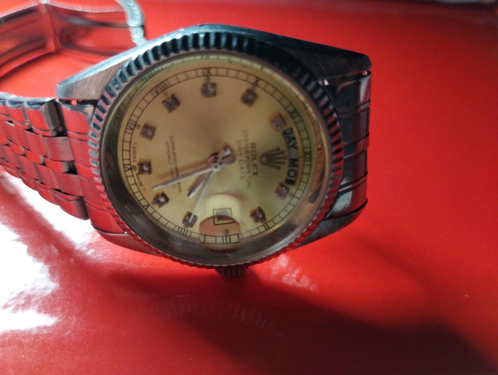 Rolex peroetual day date