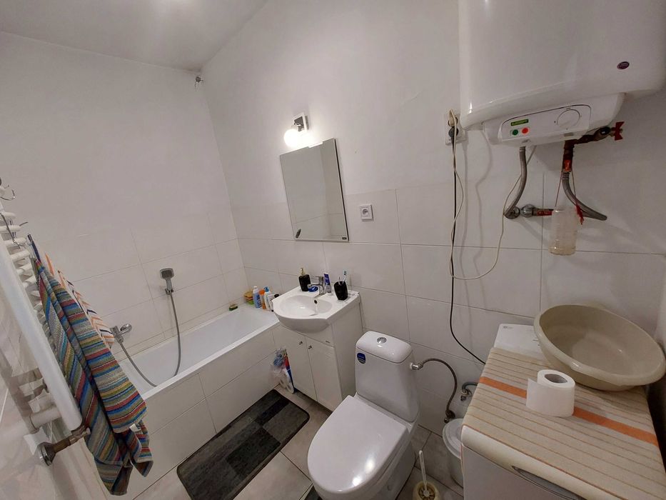 Dom jednorodzinny 100m2, zabudowania gospodarcze, garaż, działka 700m2