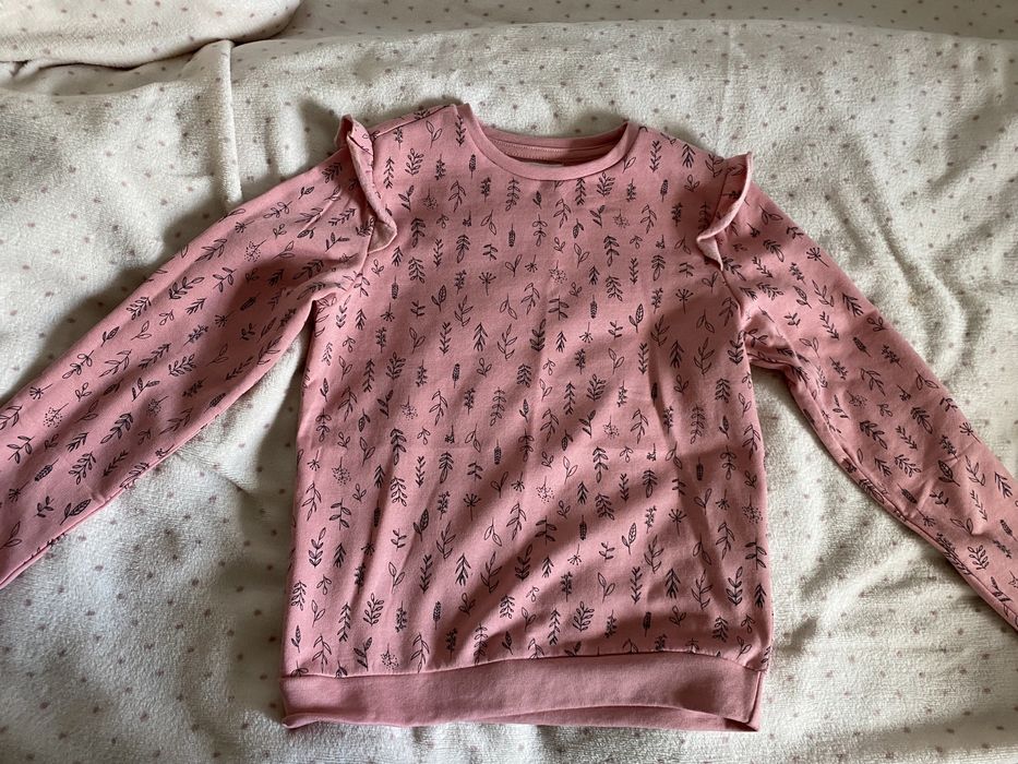 Nowa bluza bez metek rozm 128 (128/134) wysyłka 1 zł