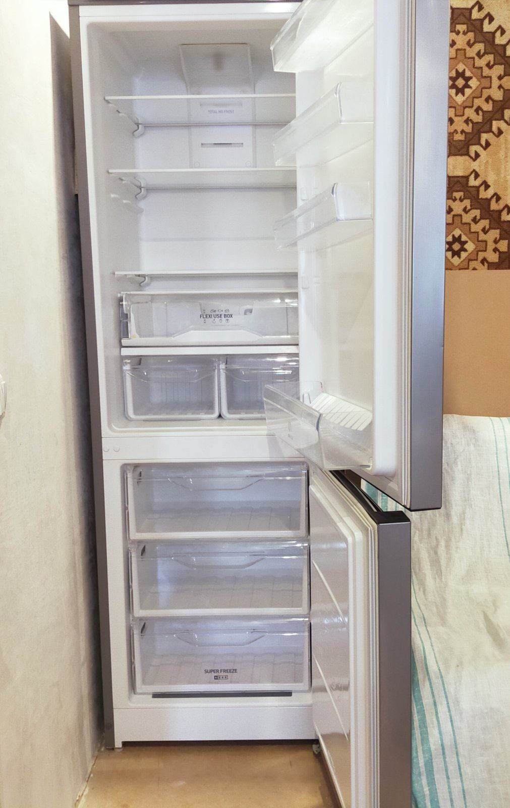 Холодильник індезіт