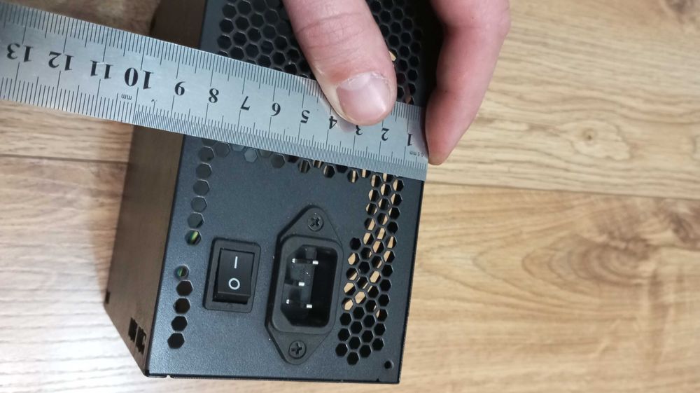 Корпус, коробка блоку живлення 140×150×85 з кнопкою і розємом живлення