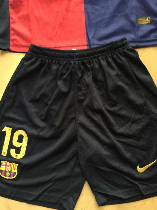 Odzież sportowa dla dzieci #19 FC Barcelonawyjazdowa NK 26