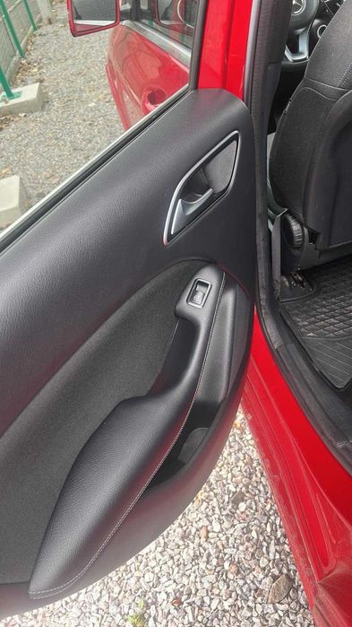 Продам MERCEDES-BENZ 28кВт Рік випуску 2016