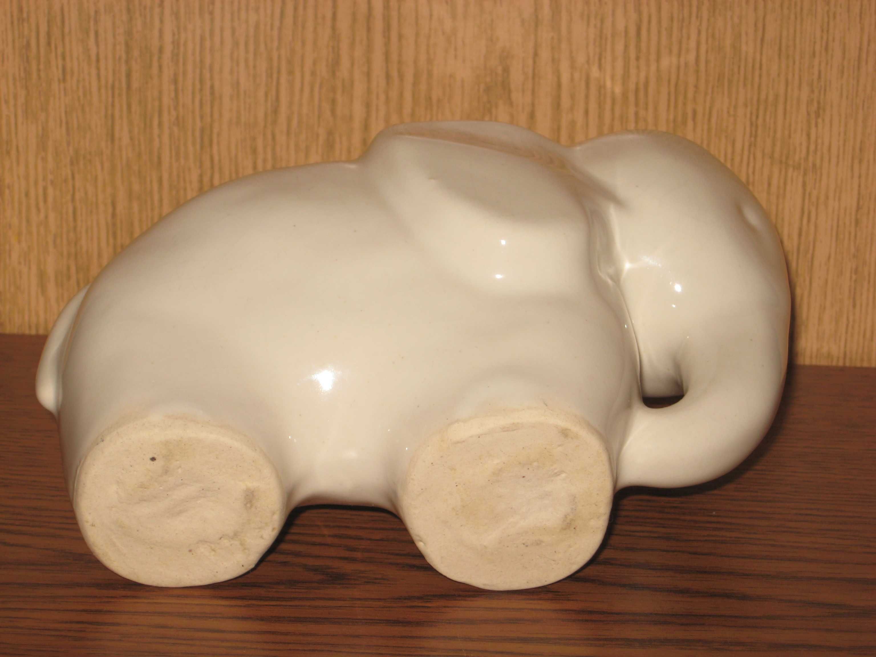 Słoń ceramika porcelana słonik ceramiczny porcelanowy skarbonka