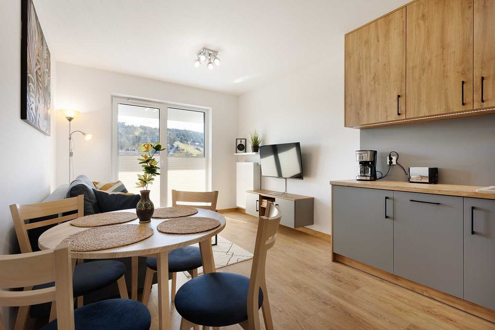 Apartament Ale Widok Cicha: do 5 osób, garaż, balkon, winda, centrum