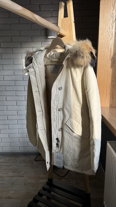 Пуховик новий ! Woolrich! Розмір S, підійде і на XS.