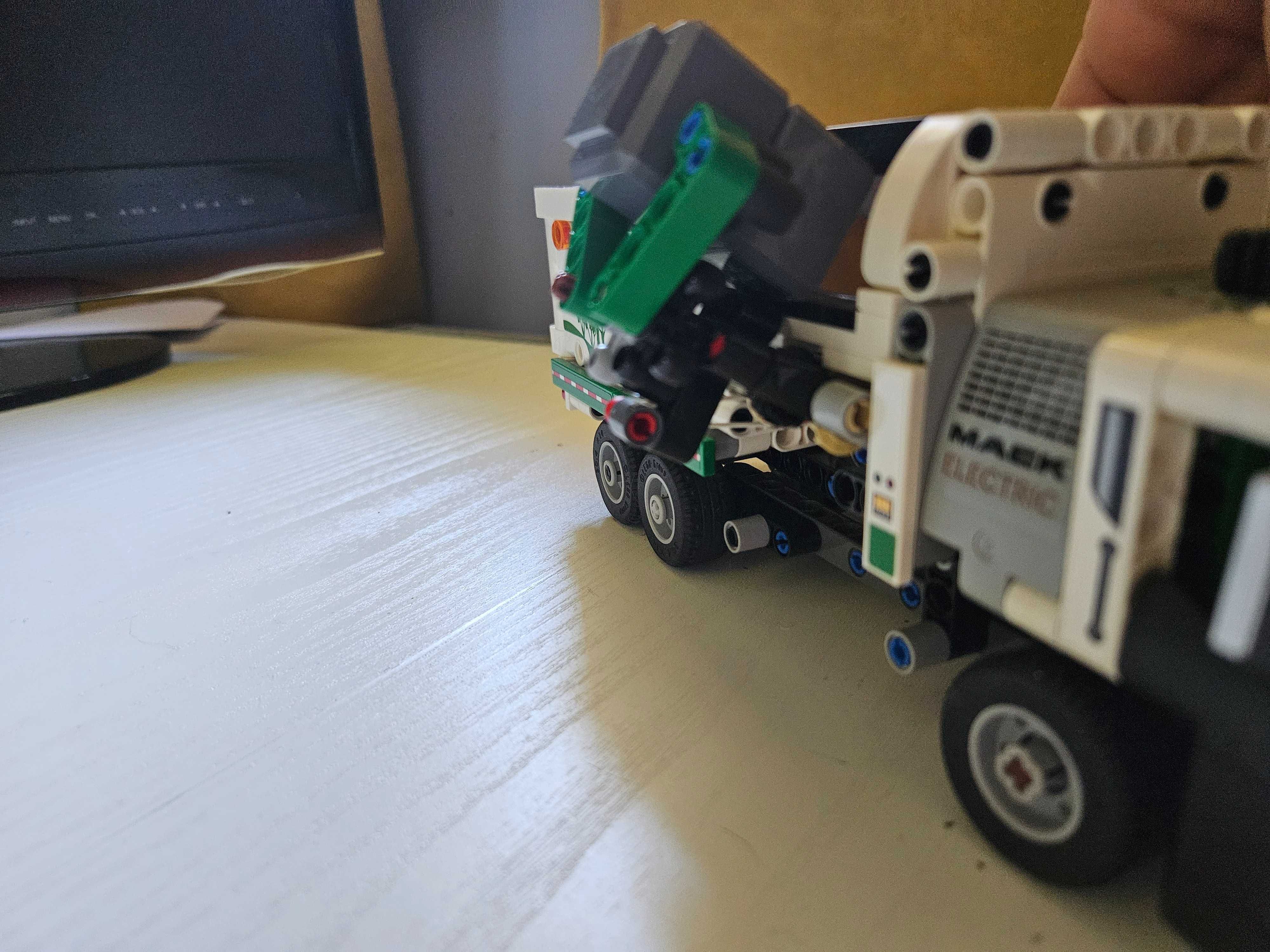 Lego Technic 42167 Śmieciarka