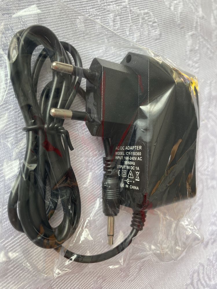 Zasilacz AC 100-240V to DC 9V 0.5A 1A Power Supply Adapter AUX 3.5