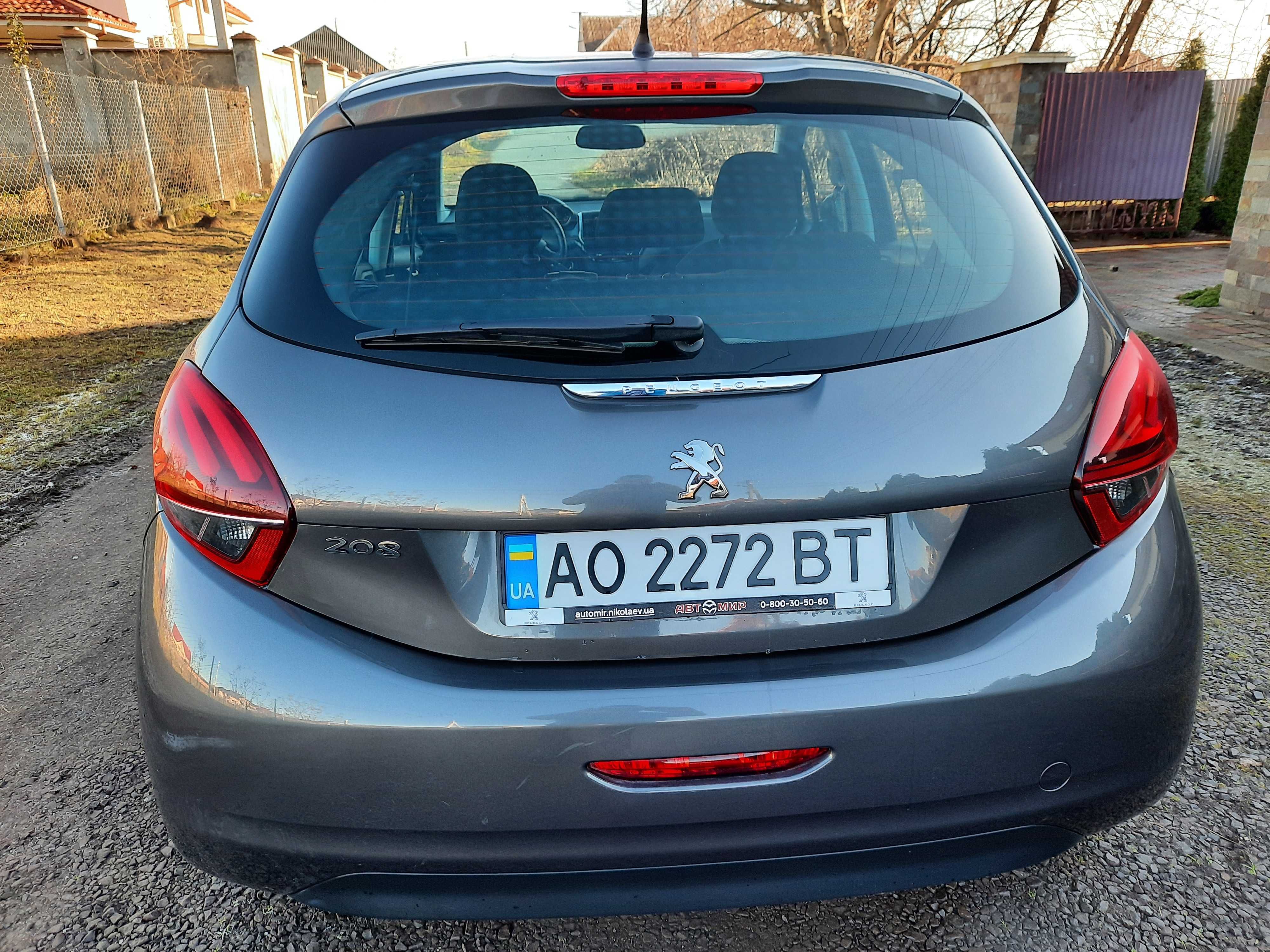 Peugeot208 18рік