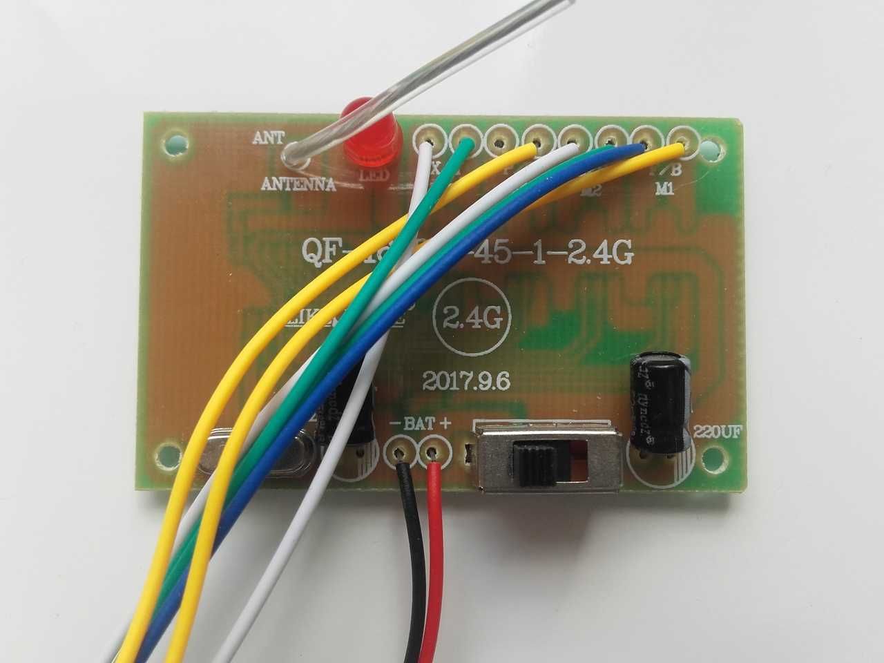 Nadajnik 2.4G, 8CH kanałowy, odbiornik zdalnego sterowania DC 4-6V, DI