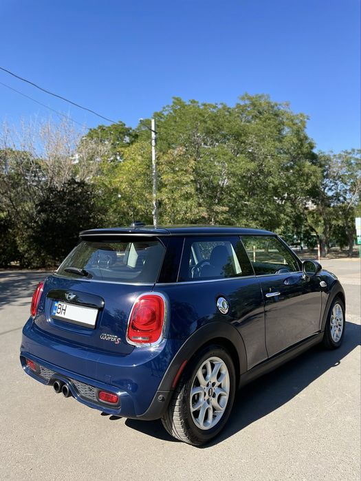 Продам Mini Cooper S 2015