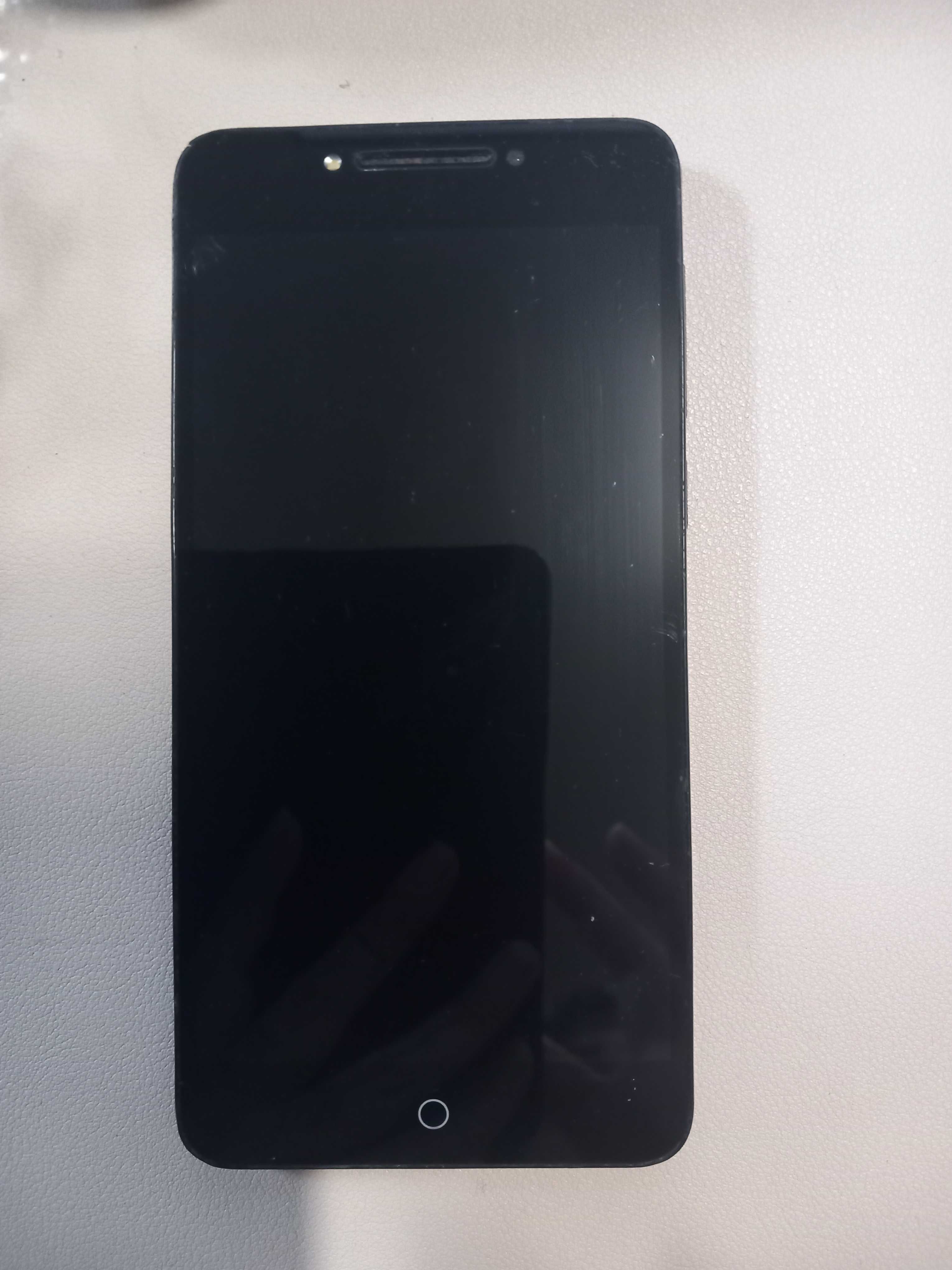 Alcatel A5 LED - Não liga.