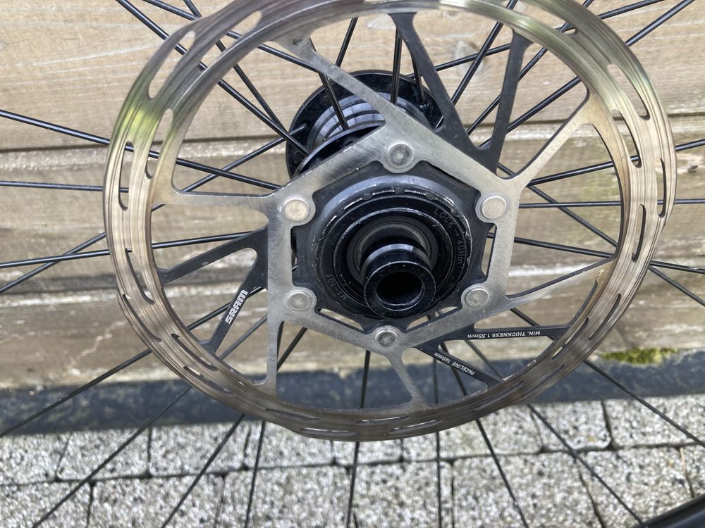 Koła Fulcrum Rapid Red 900 700C, Hutchinson Touareg 40C, tarcze 160mm