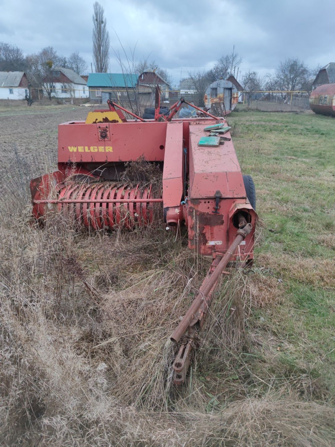 Прес підбирач Welger 
Welger 
Ціна 95 тис грн
Нові вязальні апарати 
З