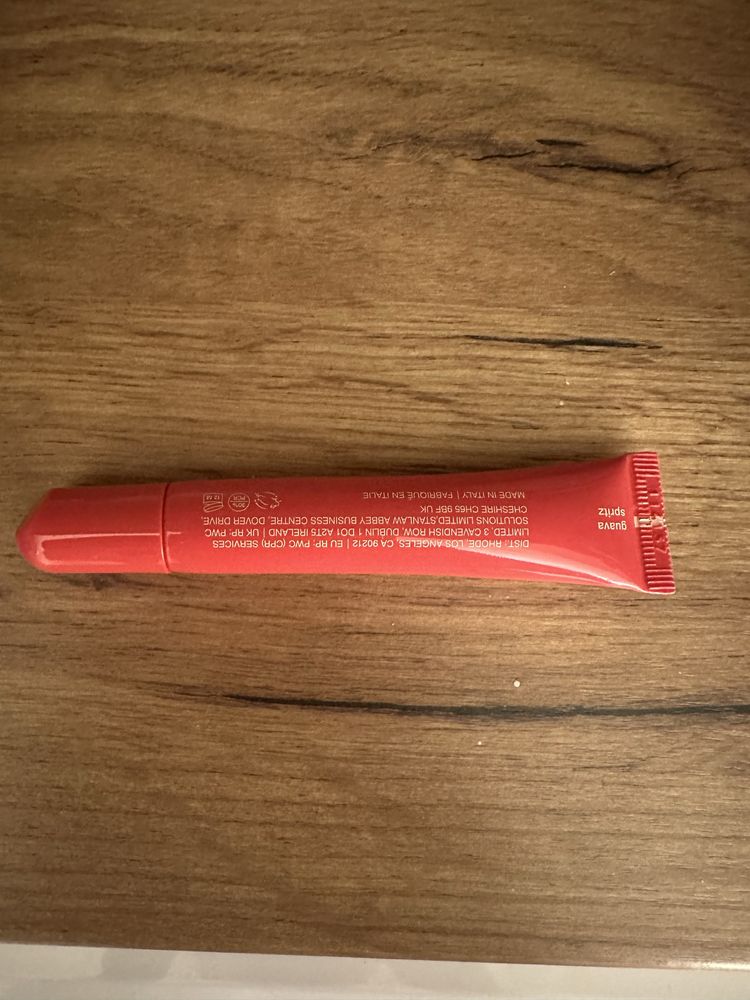 Błyszczyk Rhode odcień Guava Spritz