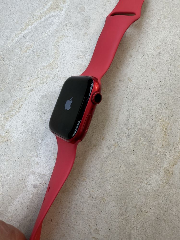 Apple Watch Series 8 45 Red