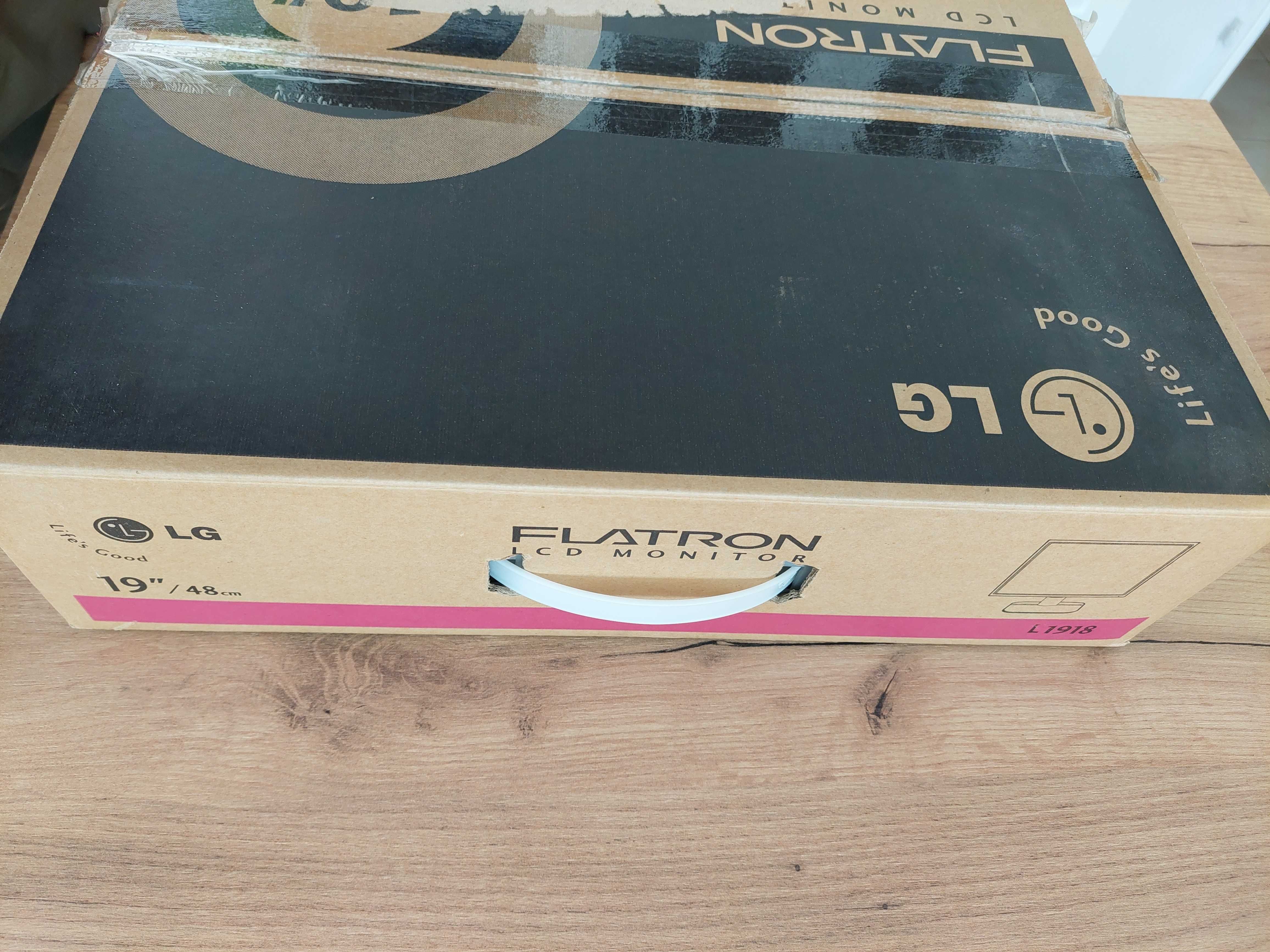Monitor LCD 19 cali LG