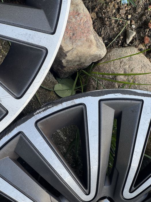 Oryginalne kołpaki 16” Peugeot 2008