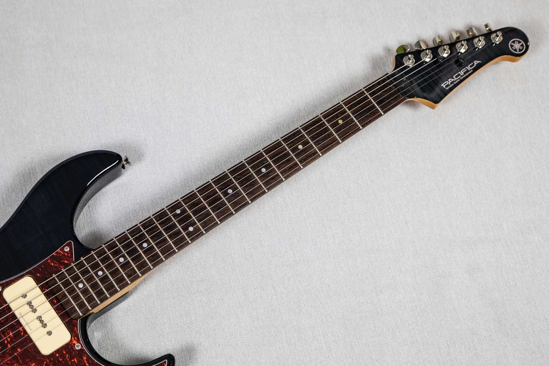 Yamaha Pacifica 611 HFM