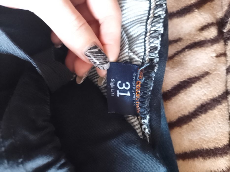 Джинси для вагітних