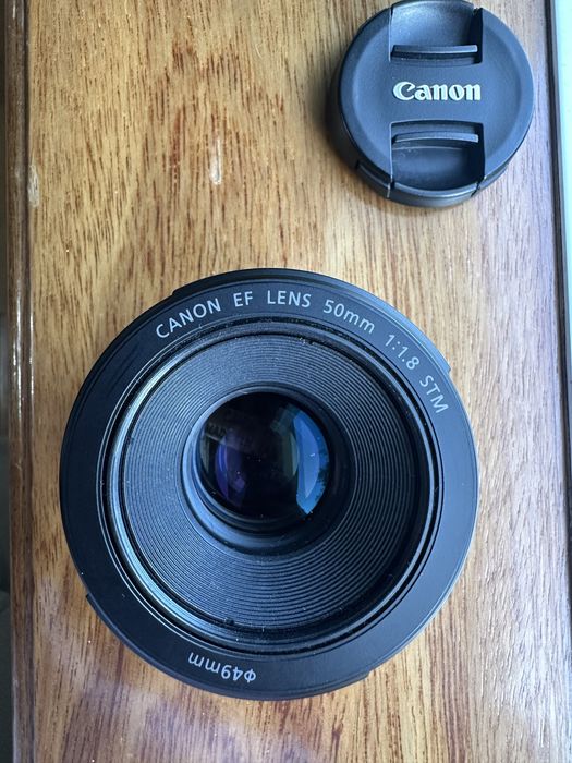 Objetiva Canon EF 50mm 1:1.8 STM