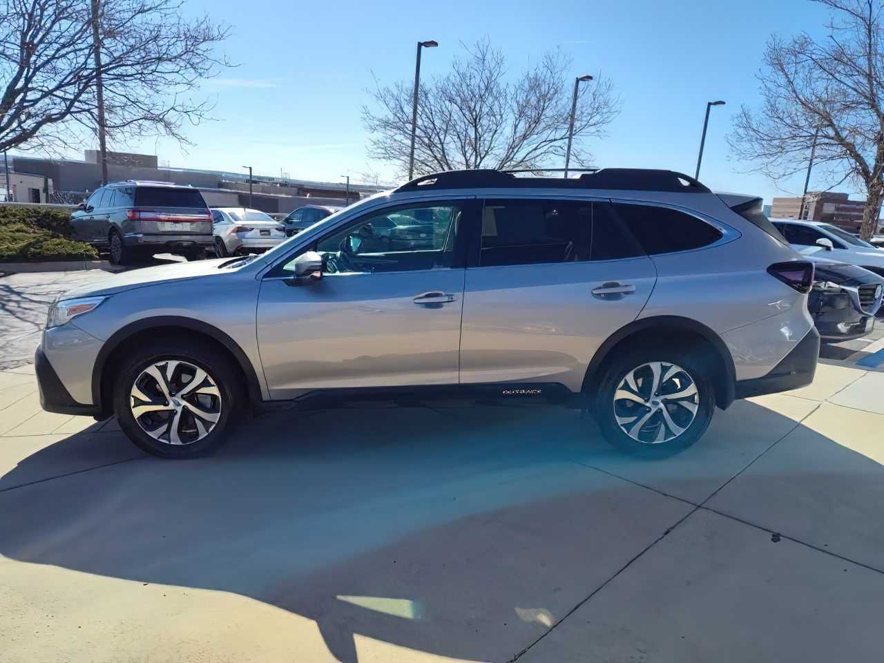 Subaru Outback  Limited 2020