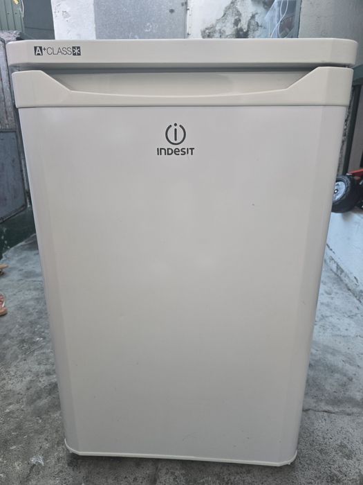 Frigobar indesit