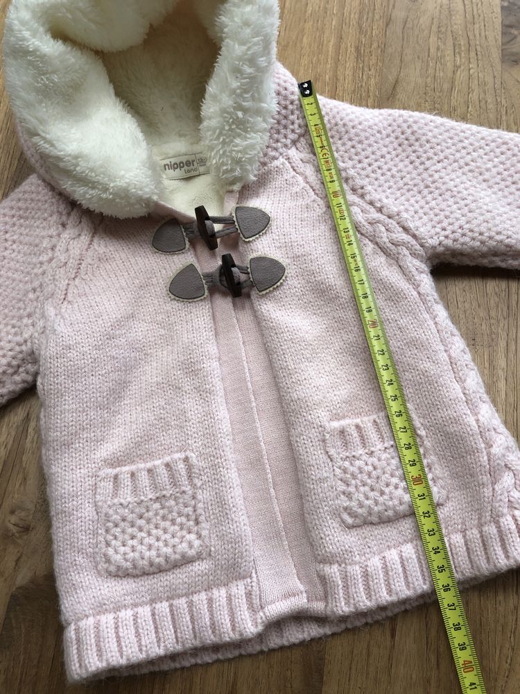 Gruby sweter wełniany z kapturem dziecięcy Nipper land 12-18 miesięcy