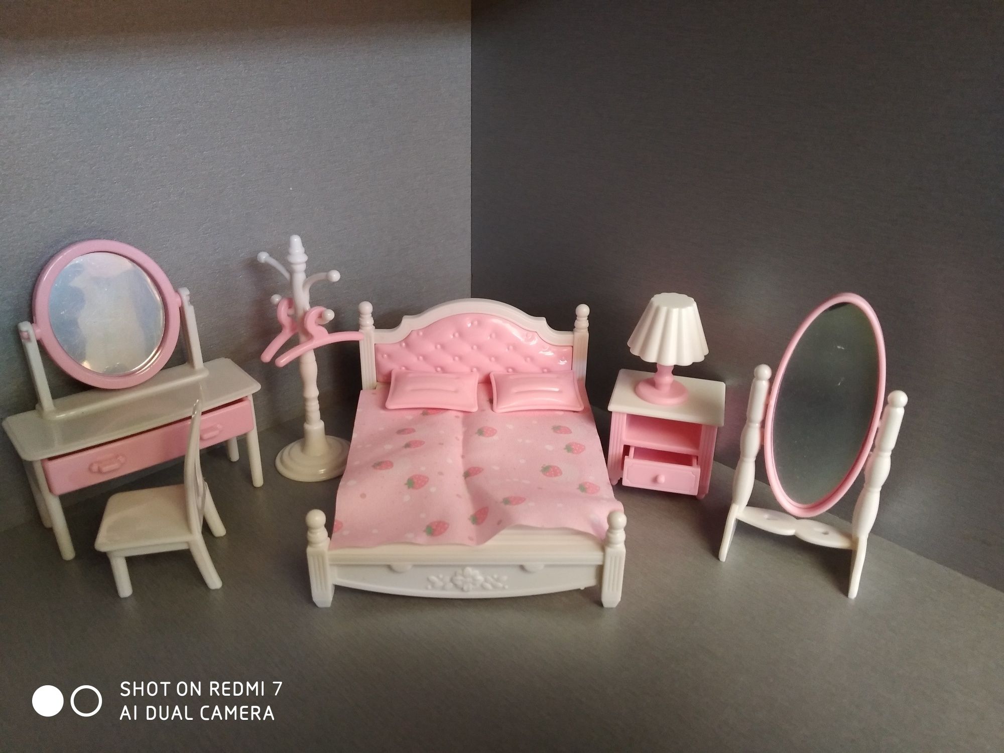 Меблі для ляльок Sylvanian families ЛОЛ, Мебель для кукол Барби