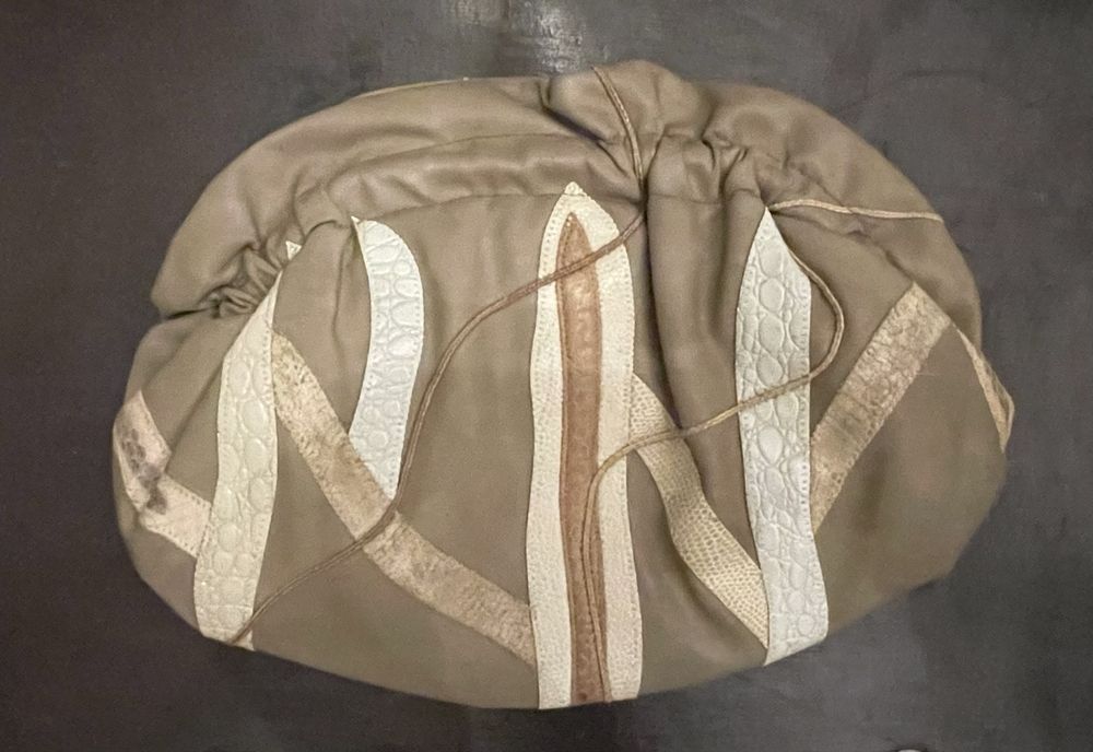 Oryginalna vintage torebka na ramię ze skóry  naturalnej