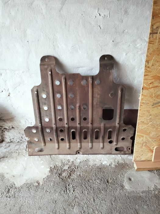 Продам  на сенс   захист двигуна