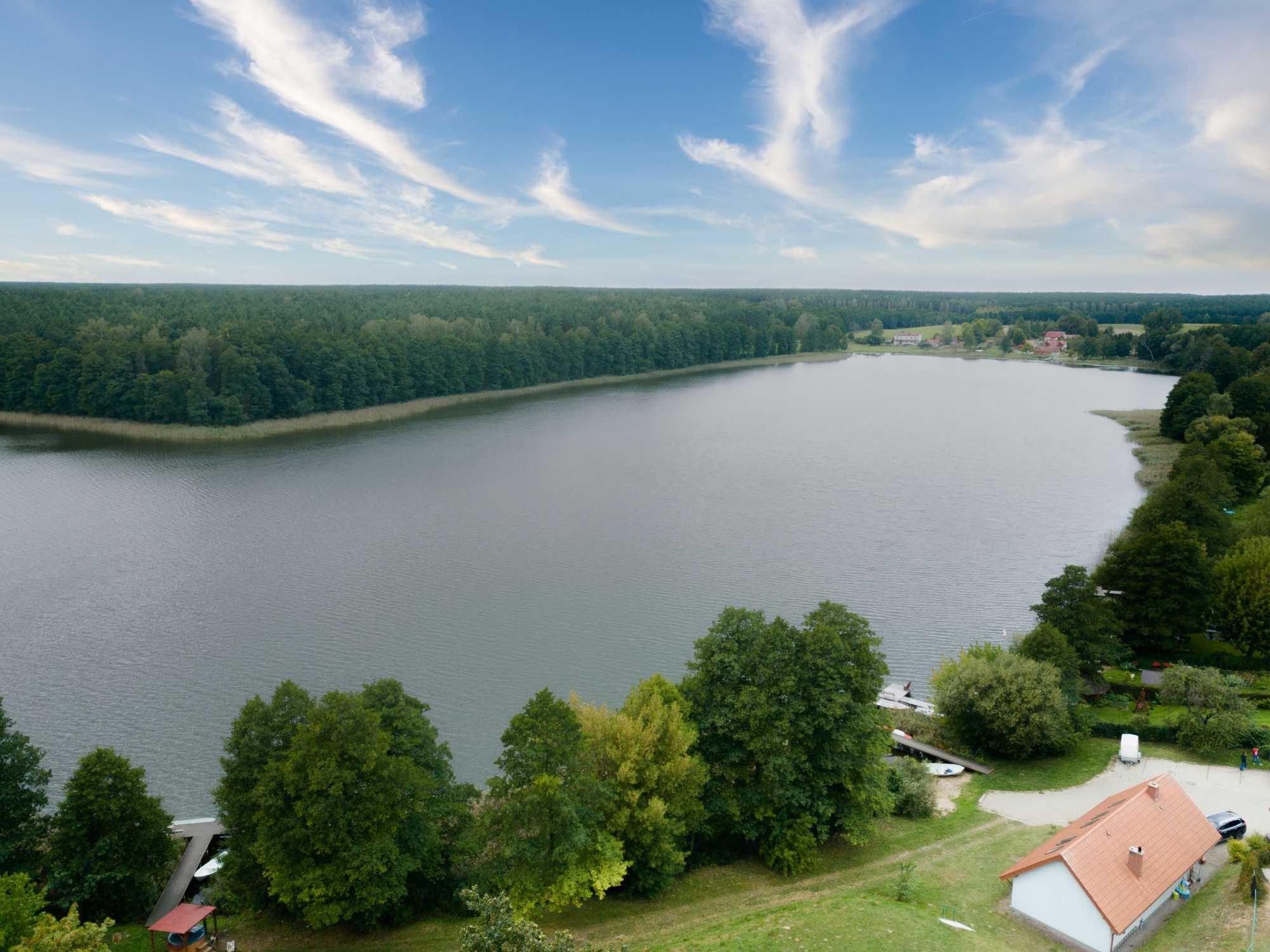 Pomysł na wieczór kawalerski / panieński dom z atrakcjami nad jeziorem