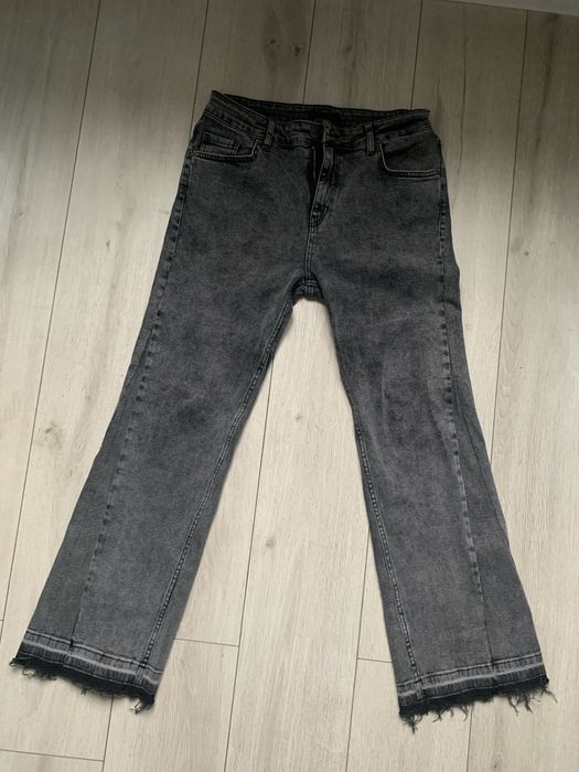 Сірі flared jeans