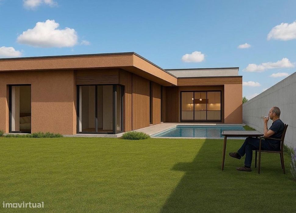 Luxuosa moradia térrea com piscina