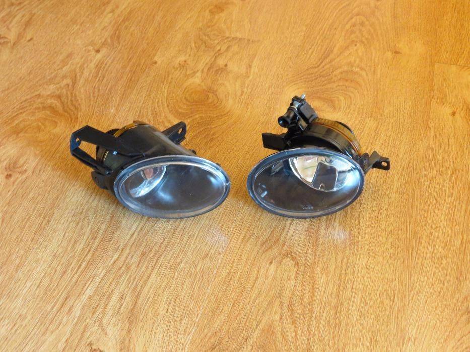 Противотуманки галогенки туманки Touareg Golf Caddy Jetta Tiguan пасат