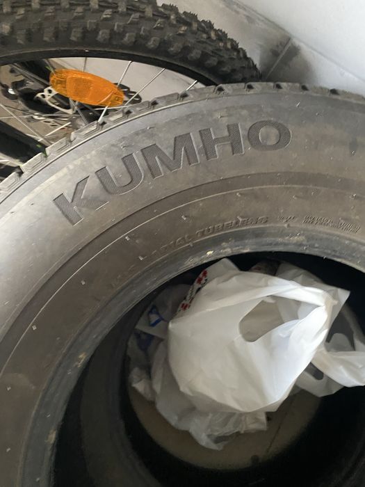 Автошина в очень отличном состоянии с пробегом 700 км