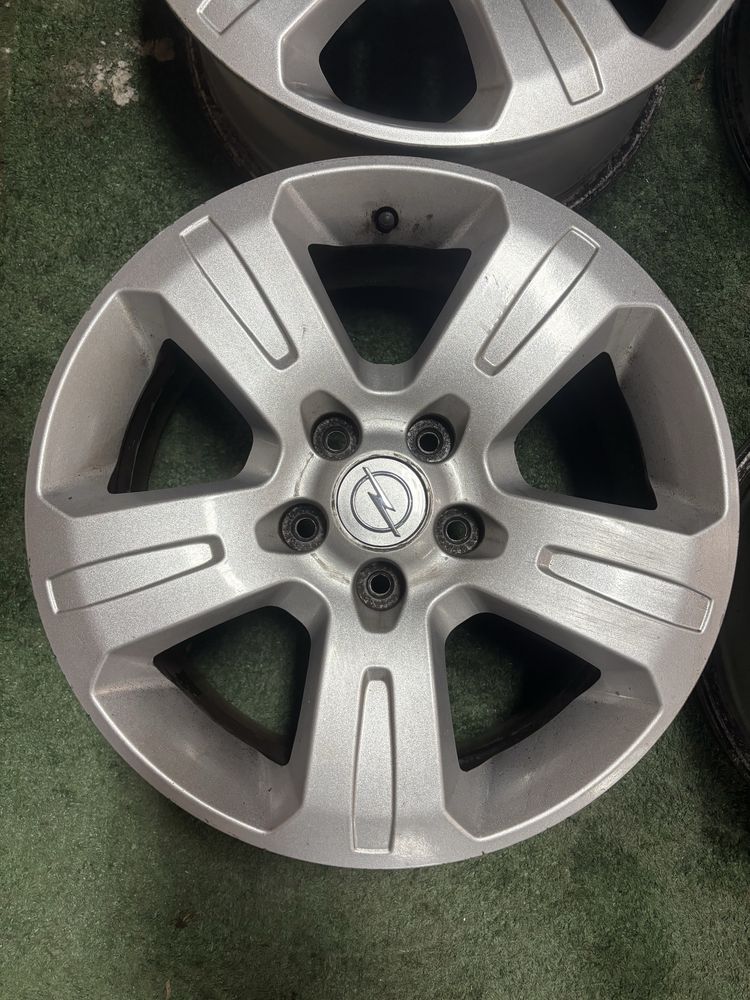 5x115 OPEL TPMS 7J17 ET46 felgi aluminiowe 70,1 ampera CHEVROLET