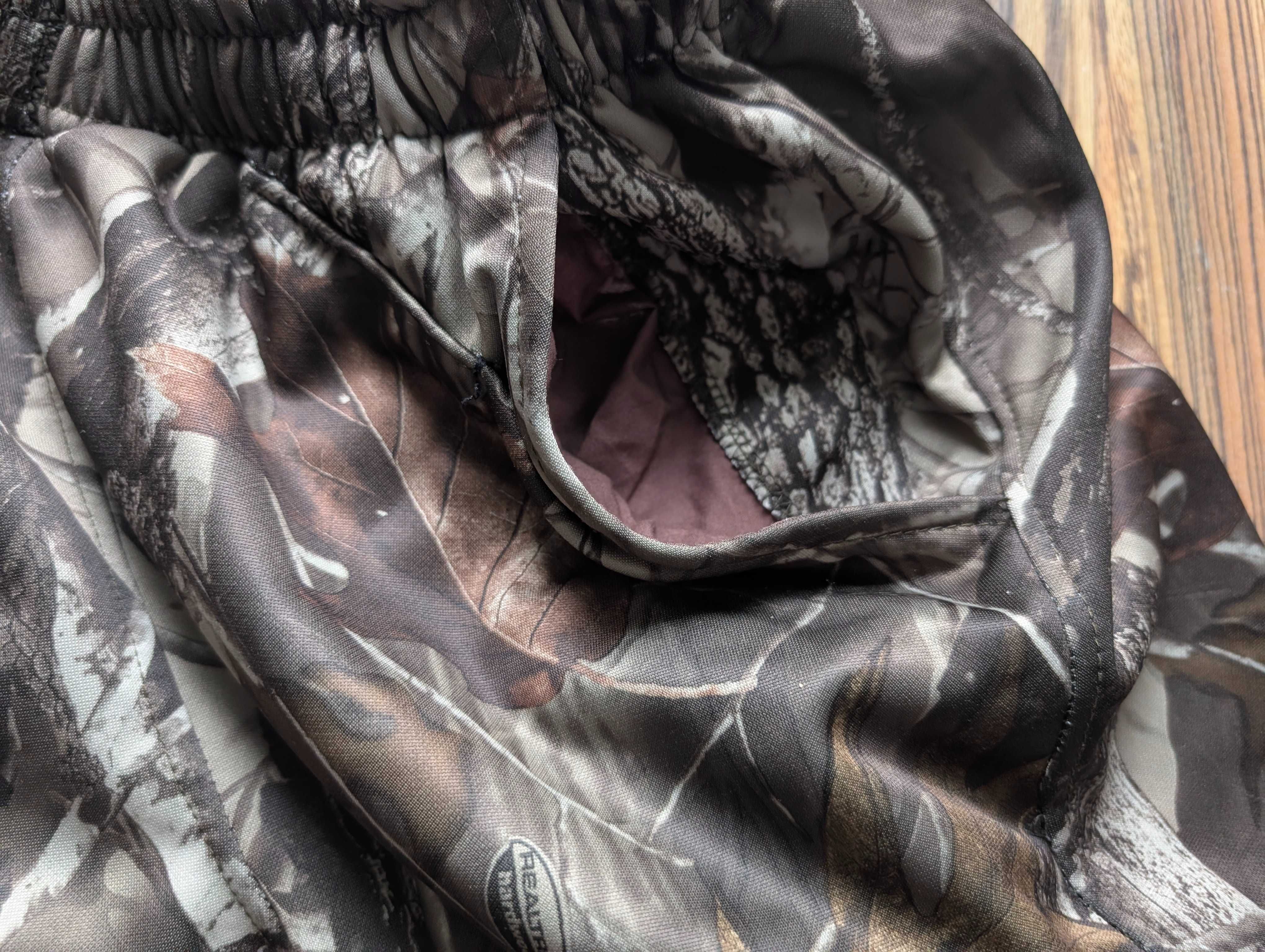 Spodnie myśliwskie w kamuflażu RealTree