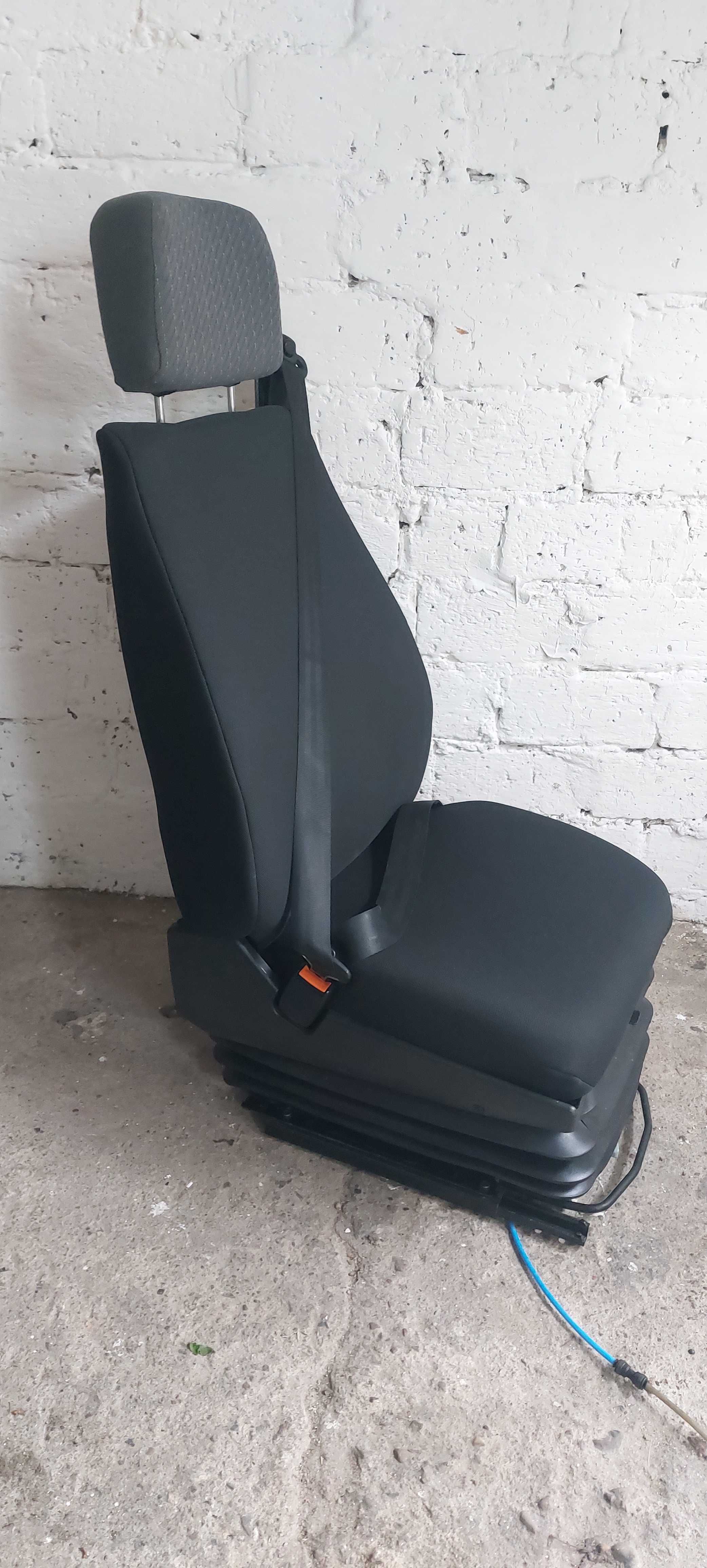 Fotel kierowcy MAN F2000 isri